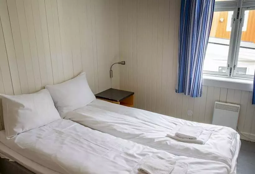 Fast Hotel Henningsvær