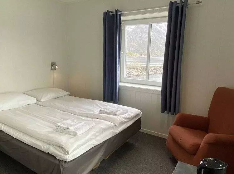 Fast Hotel Henningsvær