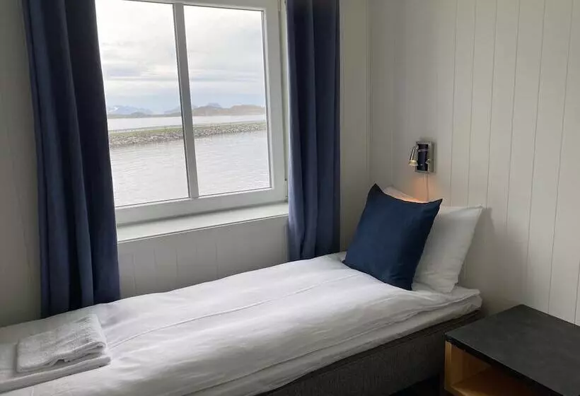 Fast Hotel Henningsvær