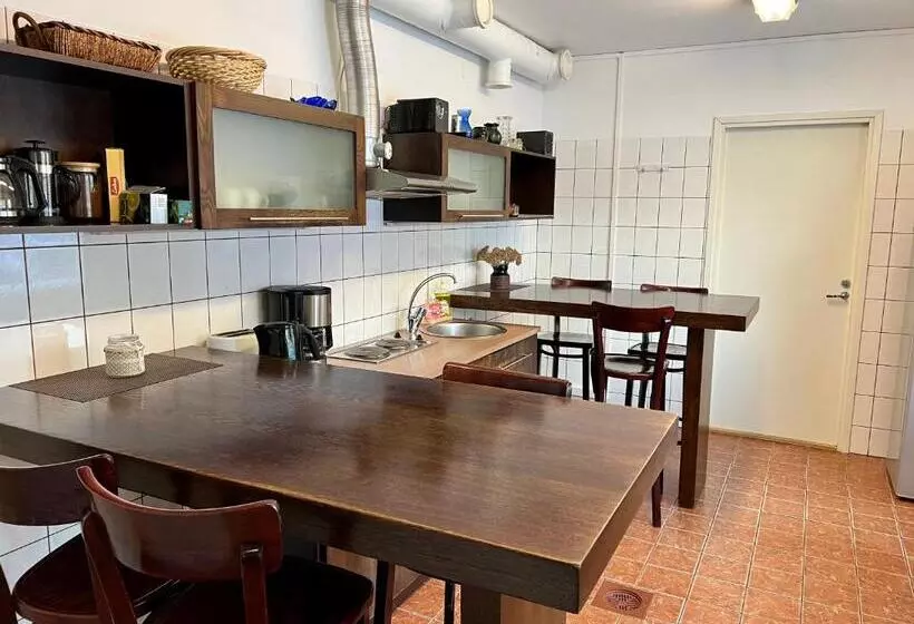 Hostel Ingeri