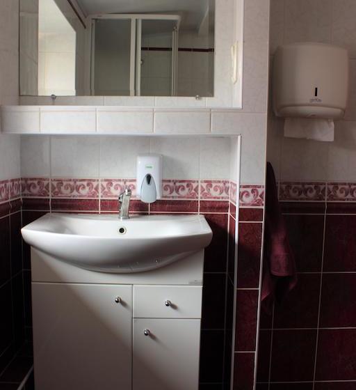 هاستل Mikalo House