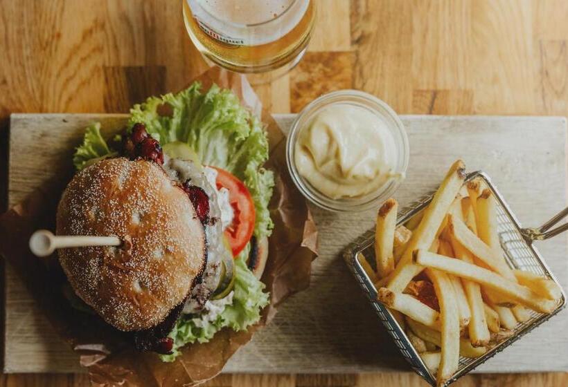 Bjäre Golfklubb Hotel & Lodge