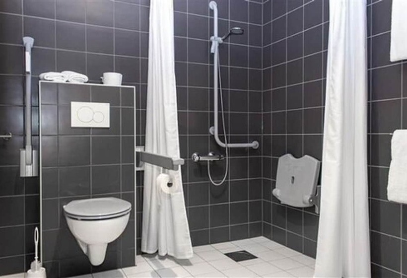 فندق L Fritidsparken