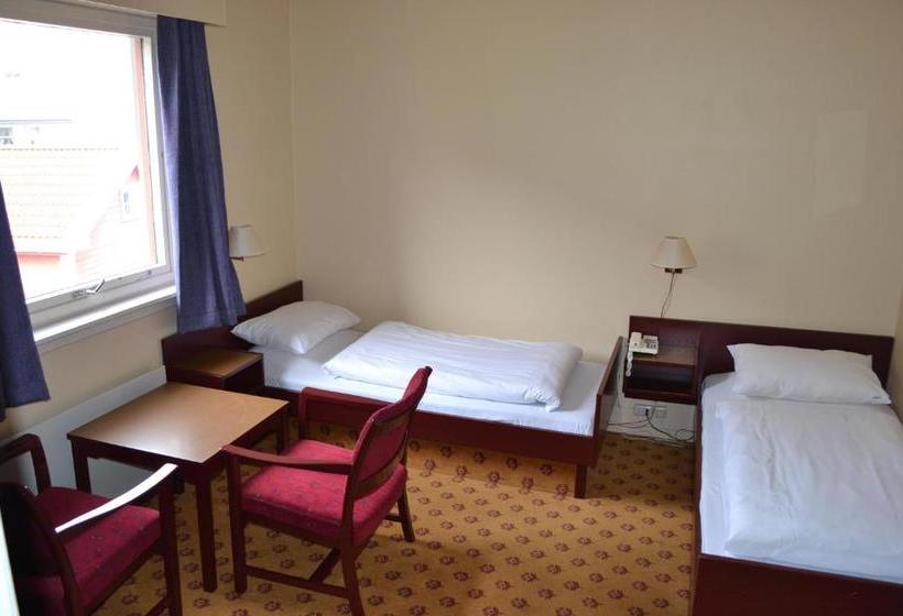 בית מלון כפרי Midtnes