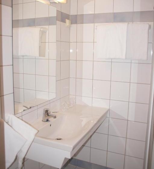 בית מלון כפרי Midtnes