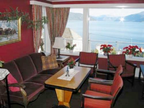 בית מלון כפרי Midtnes