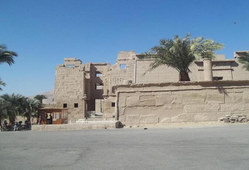 هتل Nour El Balad