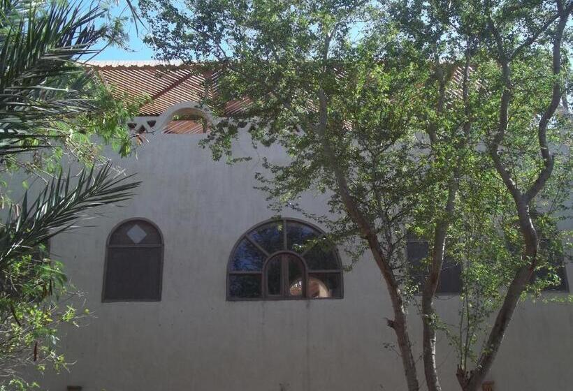 هتل Nour El Balad