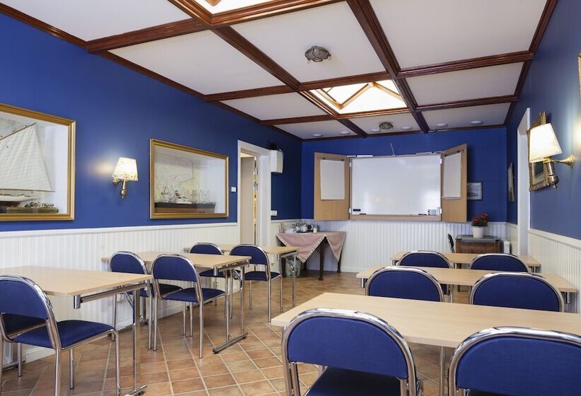 فندق Slottsgården