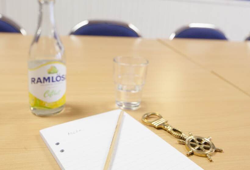 فندق Slottsgården