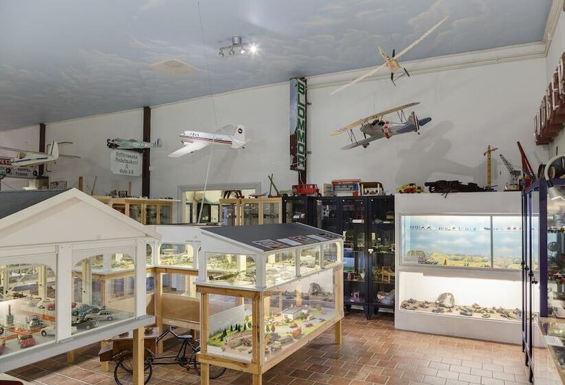 فندق Slottsgården