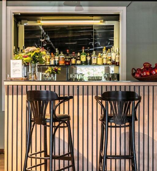 Storebaug Hotell & Kro