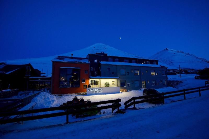 Svalbard Hotell | Polfareren