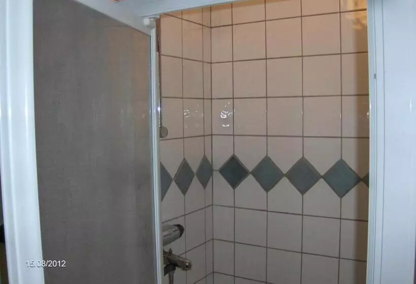 Mälby Säteri B&b