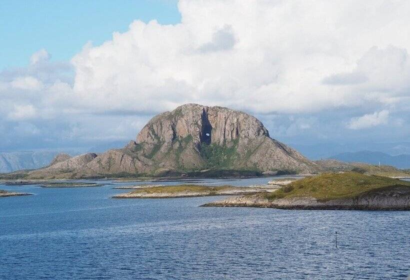 מוטל Corner Hotell