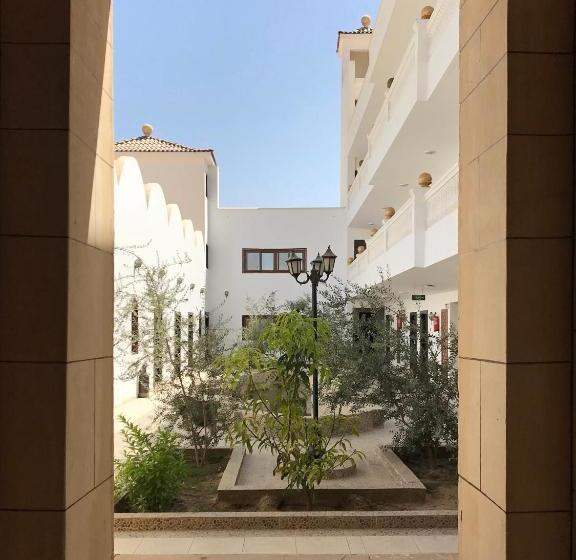 استراحتگاه House Of Life Abydos