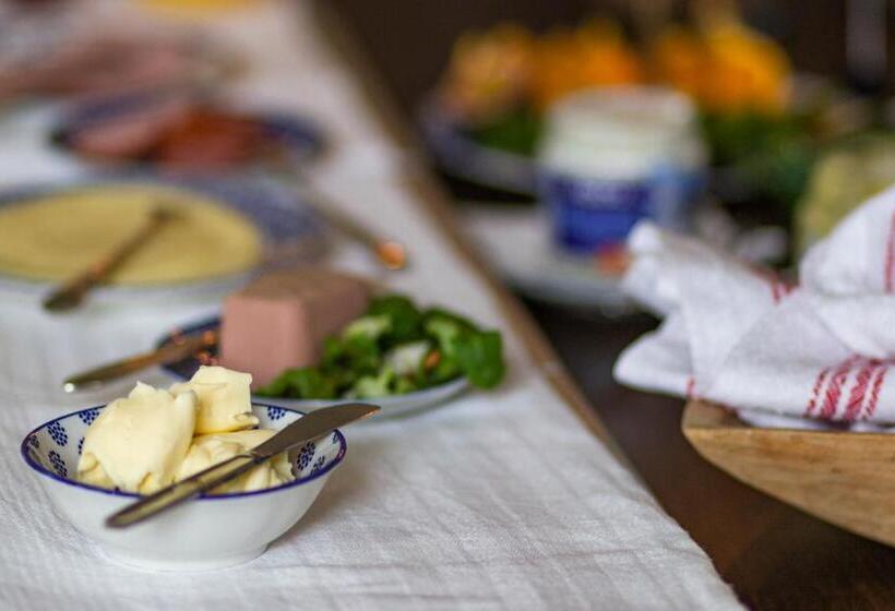 Rosenhill Bed & Breakfast