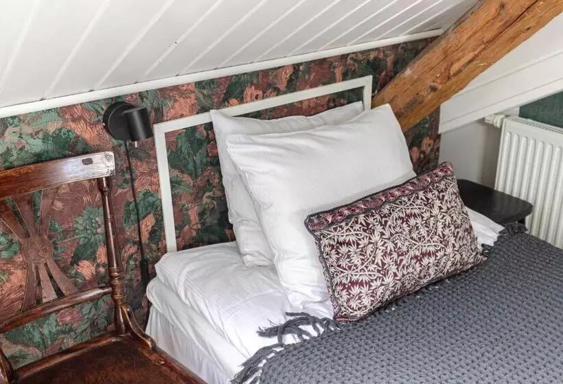 Rosenhill Bed & Breakfast