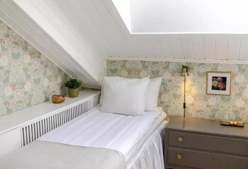 Rosenhill Bed & Breakfast