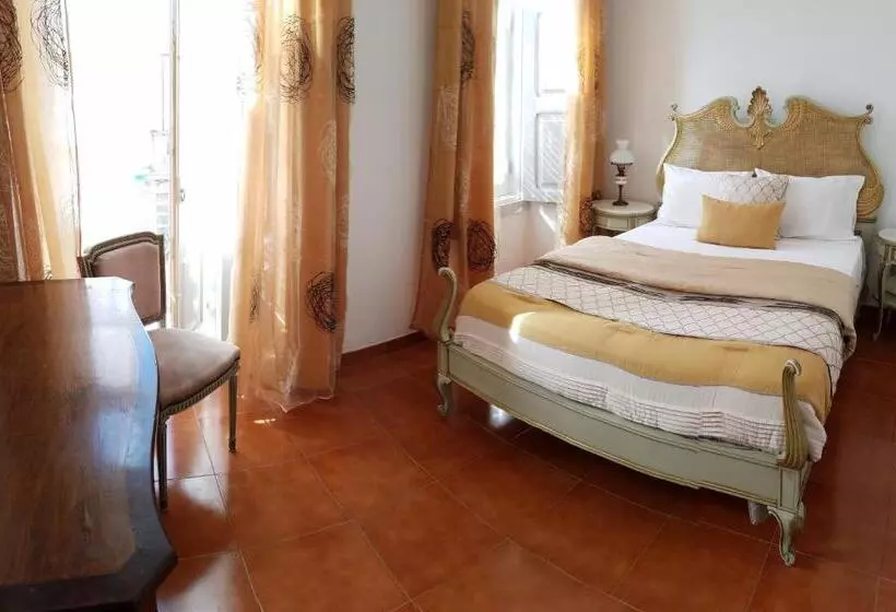ユースホステル Guesthouse Of Alcobaça