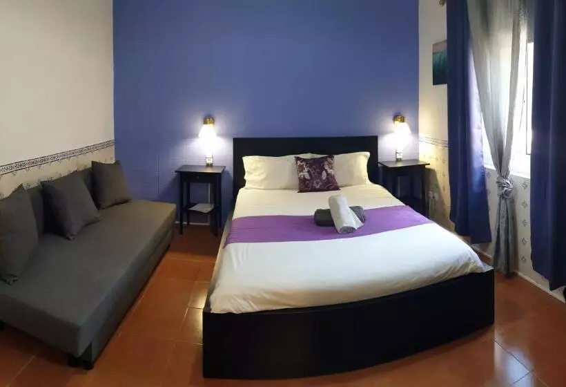 ユースホステル Guesthouse Of Alcobaça