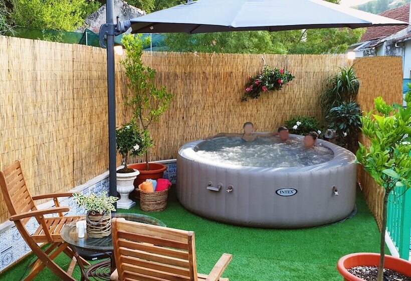 הוסטל Guesthouse Of Alcobaça