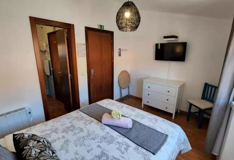 ユースホステル Guesthouse Of Alcobaça