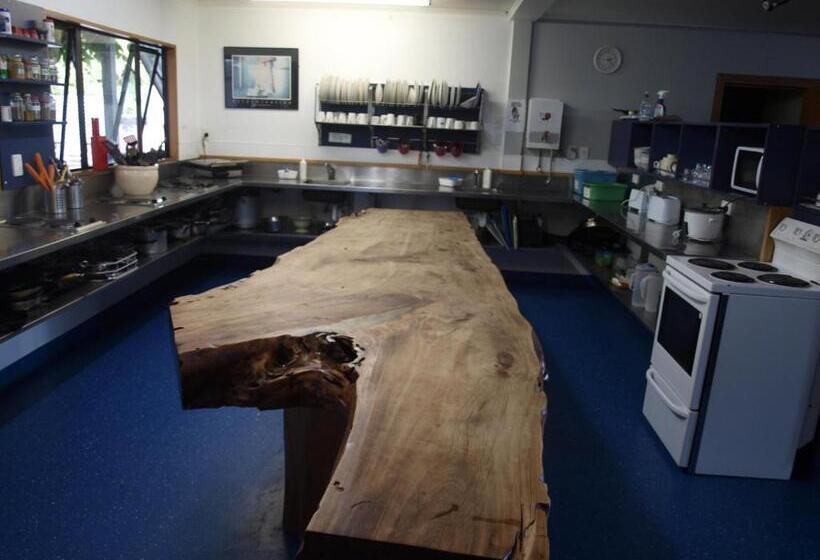 فندق صغير Ivorytowers Accommodation