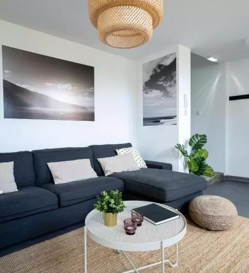 هاستل Madeira Surf Camp