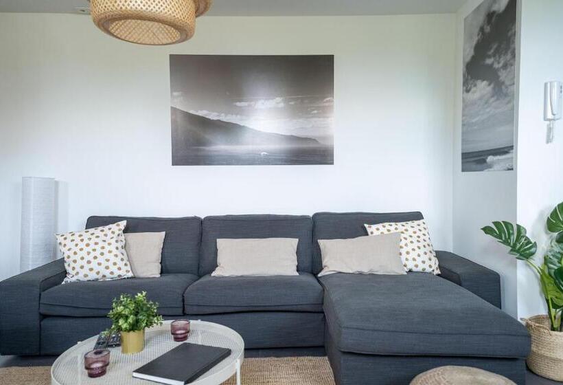 הוסטל Madeira Surf Camp