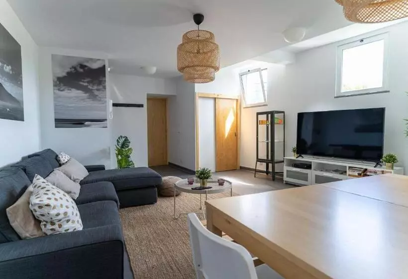 هاستل Madeira Surf Camp