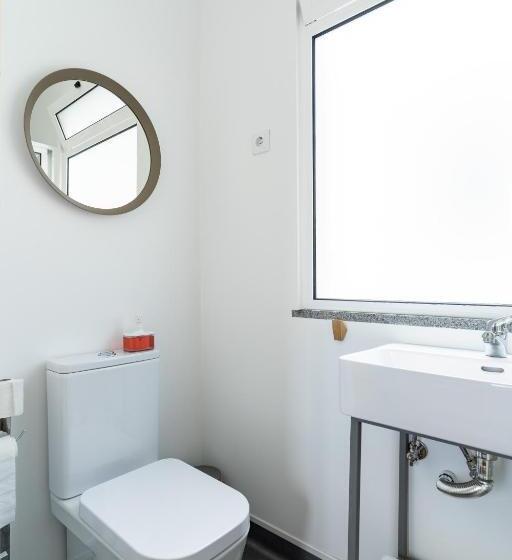 הוסטל Madeira Surf Camp