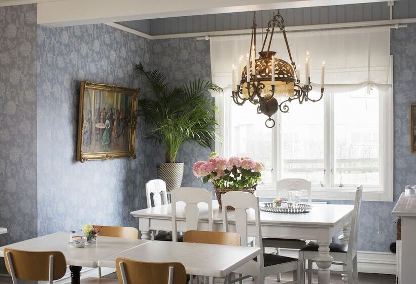 호스텔 Strandvillan Hotell Och Bed & Breakfast