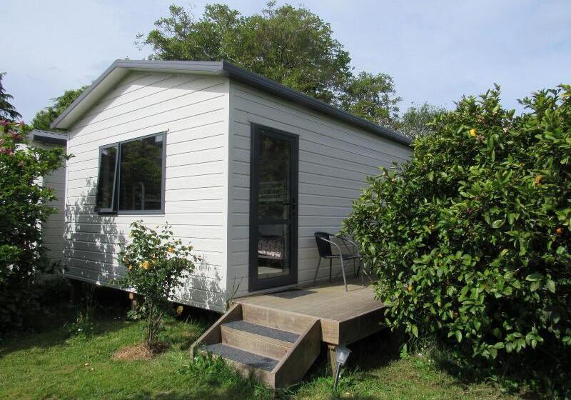 Albergue White Elephant Accomodation