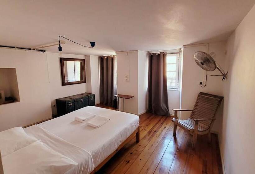 Hospedaria WOT New Lisbon