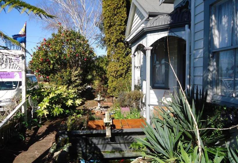 Astonleigh Villa Bed & Breakfast