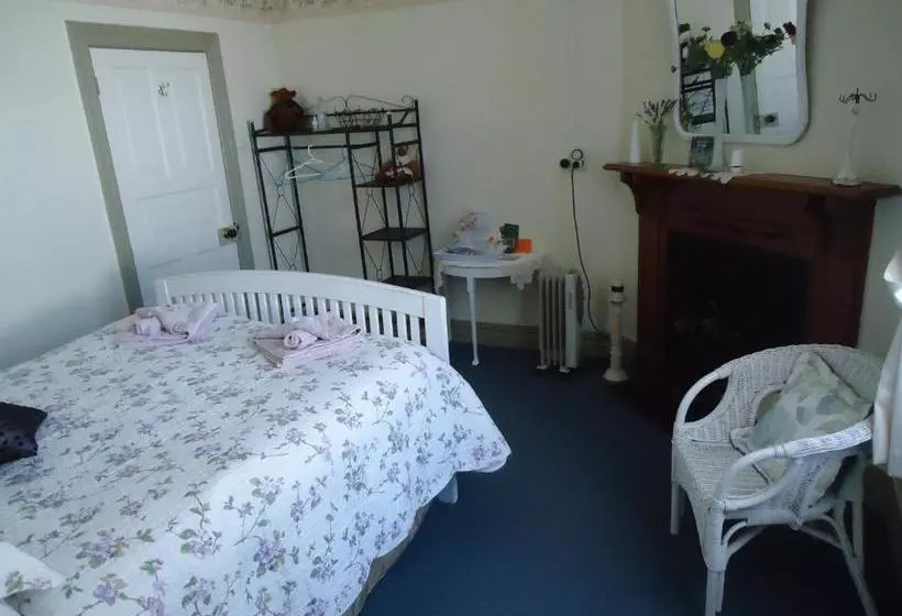 Astonleigh Villa Bed & Breakfast