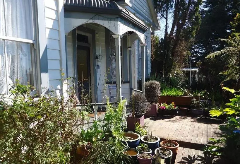 Astonleigh Villa Bed & Breakfast