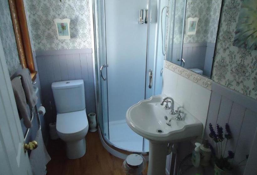 Astonleigh Villa Bed & Breakfast