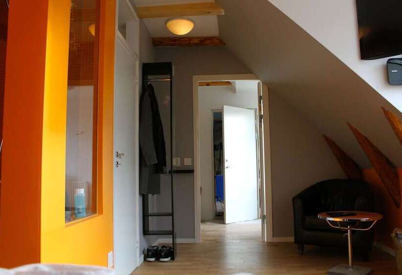 تختخواب و صبحانه Magles Smiley Inn