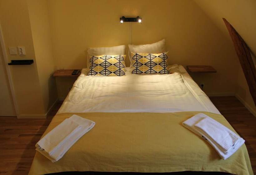 تختخواب و صبحانه Magles Smiley Inn