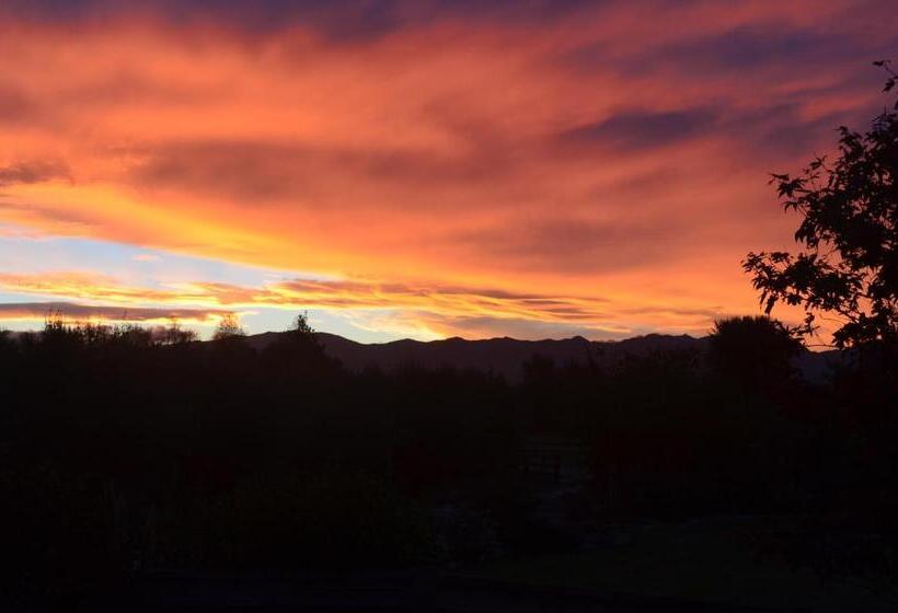 ベッドアンドブレックファースト Olivista