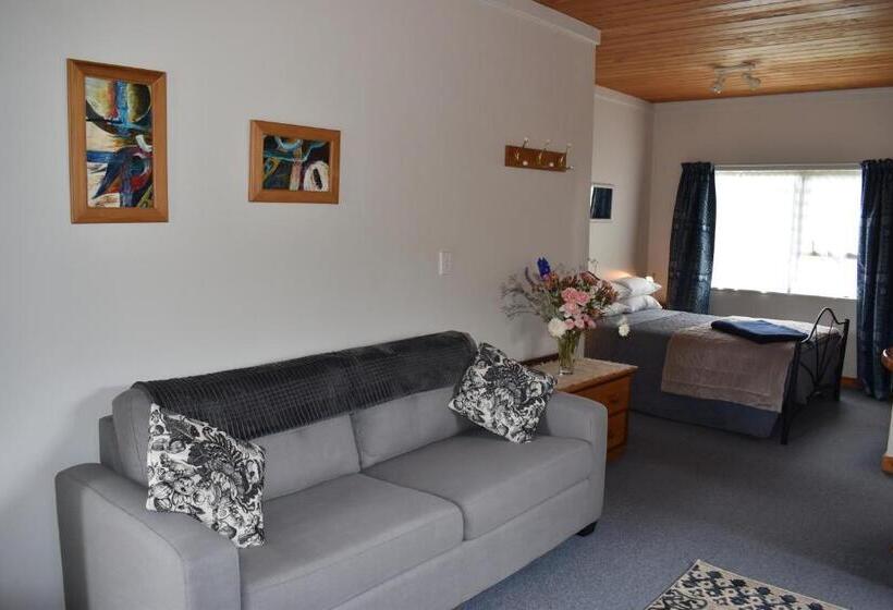 ベッドアンドブレックファースト Olivista