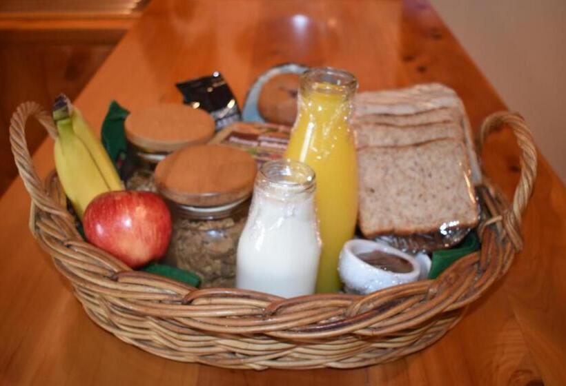 ベッドアンドブレックファースト Olivista