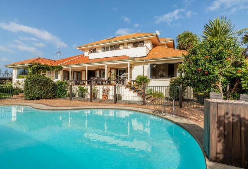 Grange Harbour View B&b