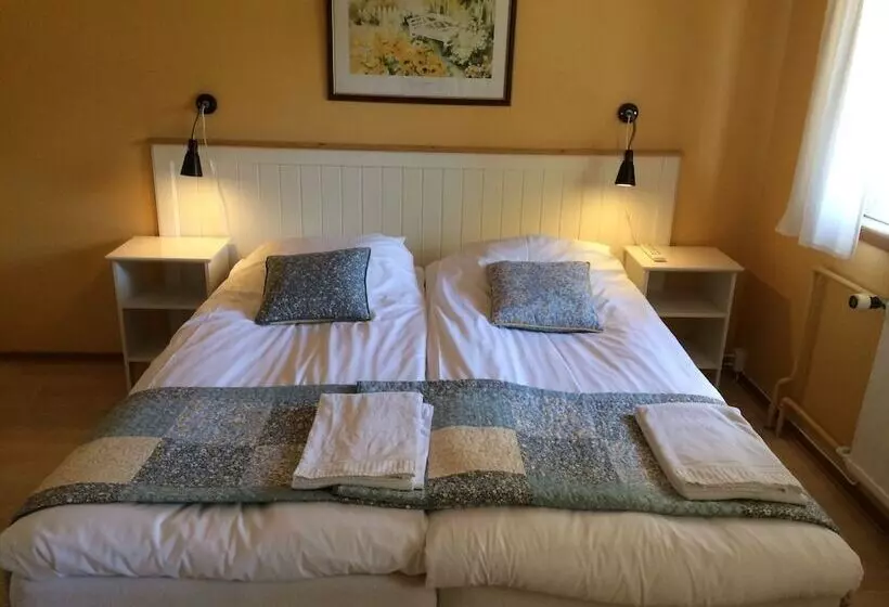 Hôtel L Paradis