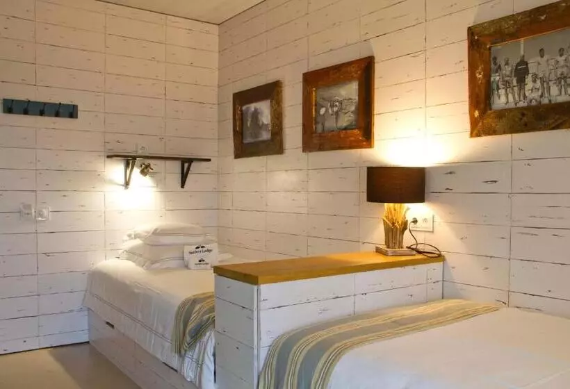 ホテル Surfers Lodge Peniche