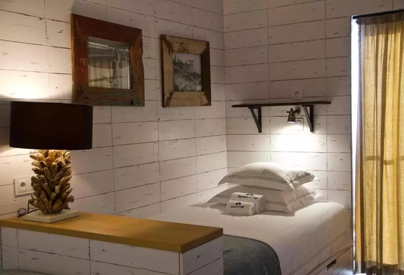 ホテル Surfers Lodge Peniche