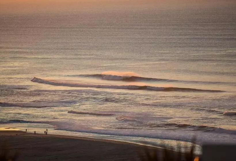 ホテル Surfers Lodge Peniche
