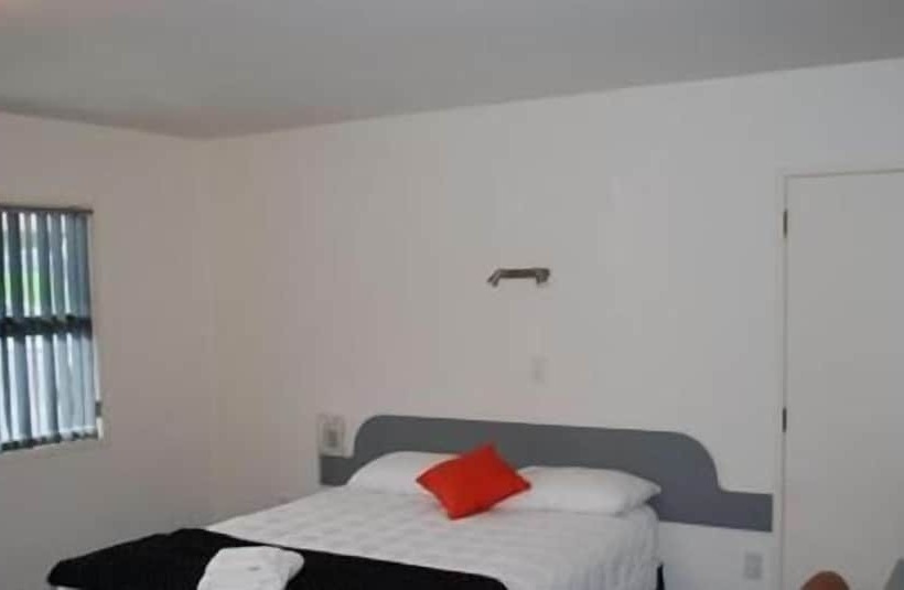 Kapiti Lindale Motel And Conference Centre